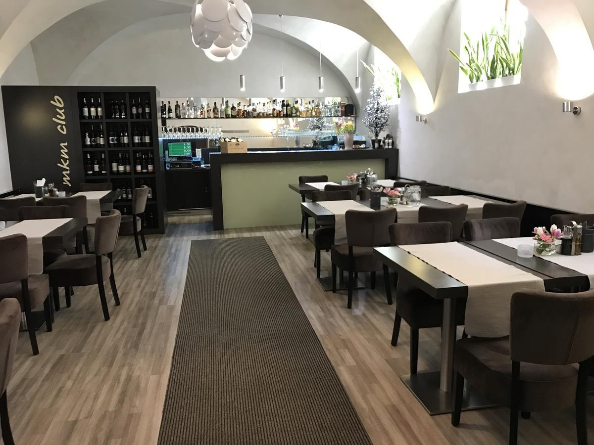 Club M.K.M. Modra 호텔 외부 사진